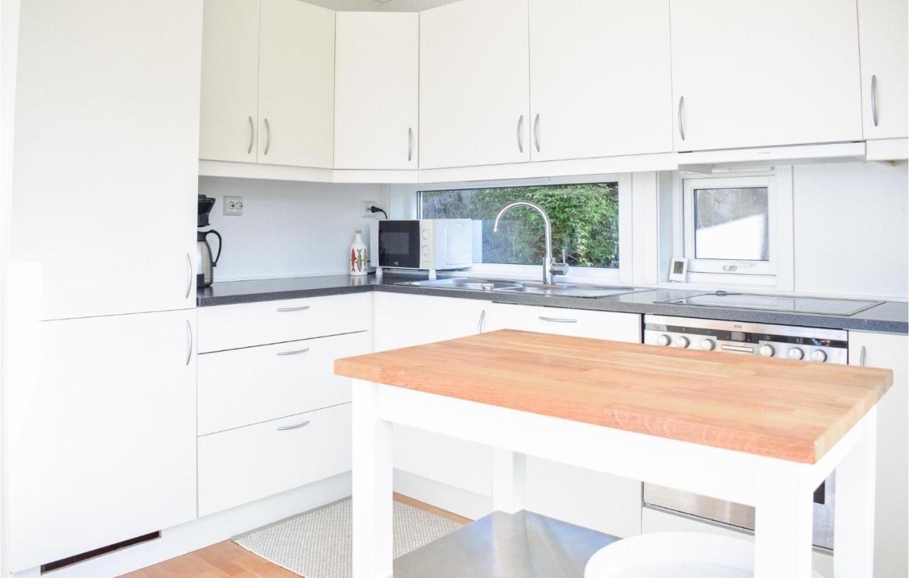 Stunning Home In Jorpeland With Kitchen Buitenkant foto